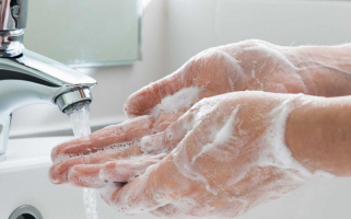 Top 10 Thương hiệu nước rửa tay an toàn, chất lượng nhất hiện nay