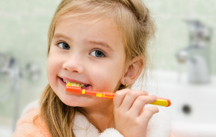 Top 11 Thương hiệu kem đánh răng cho bé được ưa chuộng nhất hiện nay
