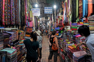 Top 5 địa chỉ mua sỉ quần áo rẻ nhất tại Hà Nội